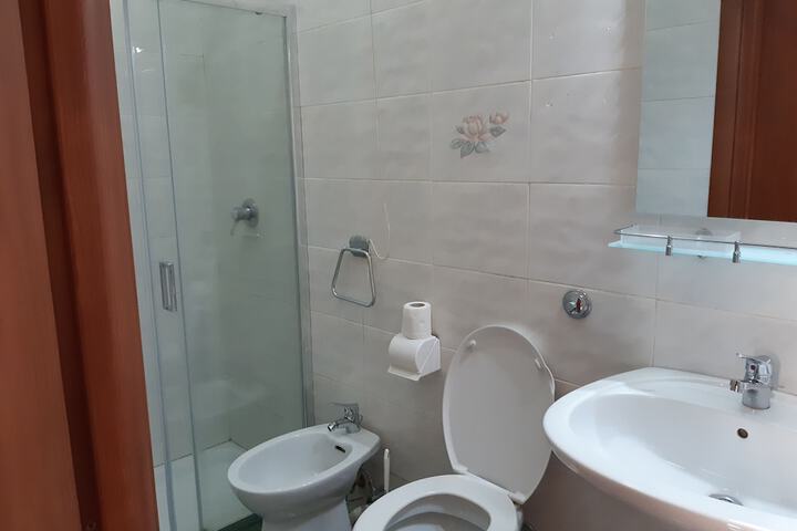 Room 65 of 73