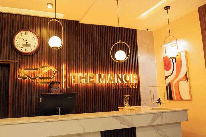The Manor Hotel by Luckzi