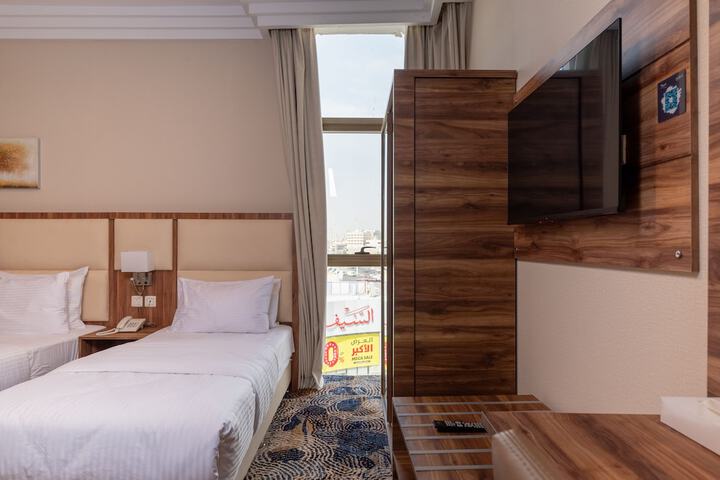 Room 21 of 44