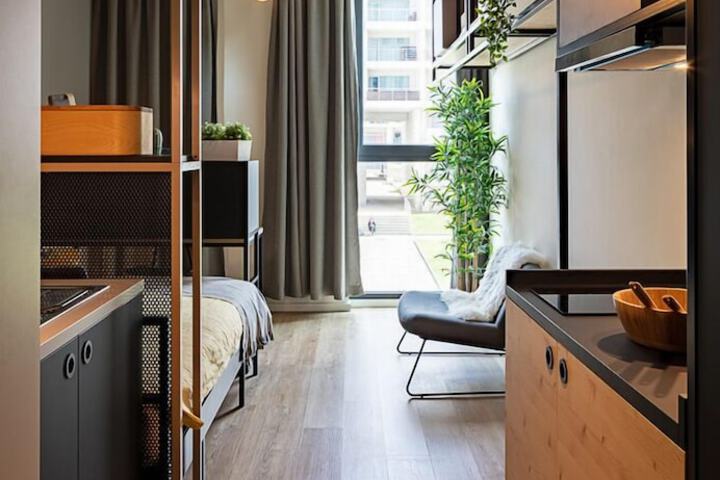 Room 2 of 22