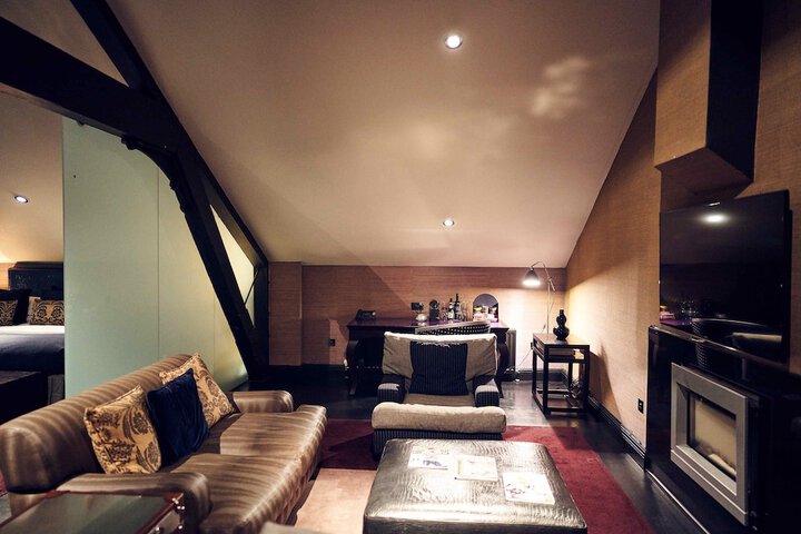 Room 25 of 92