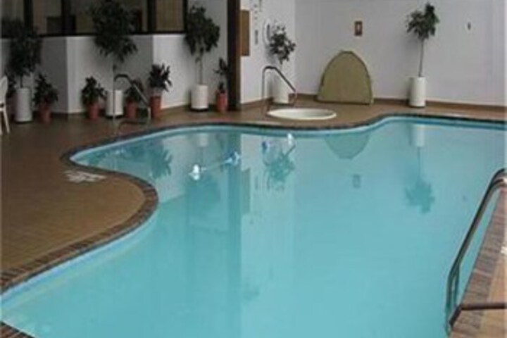 Pool 8 of 10