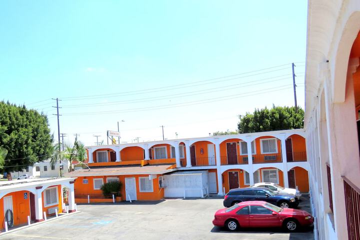 Property Grounds 28 of 36