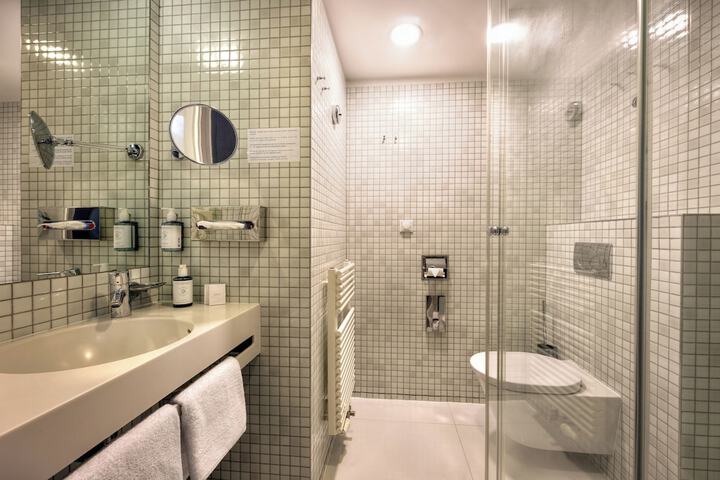 Clean Restrooms