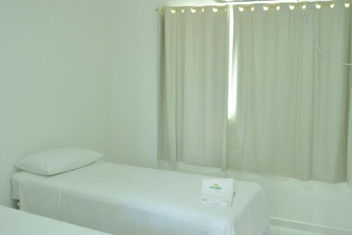 Room 8 of 48