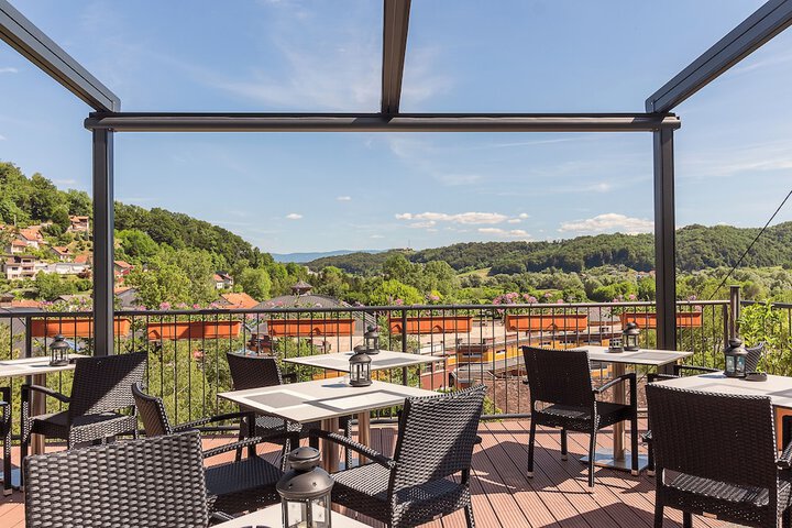 Terrace/Patio 12 of 36
