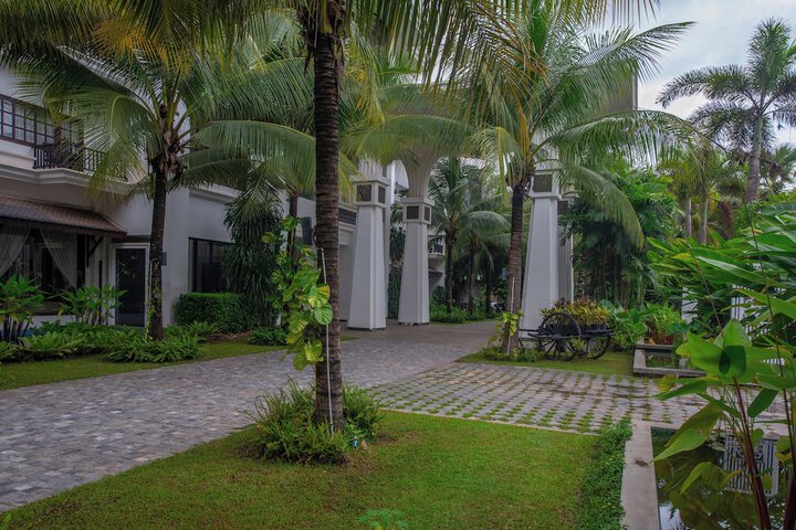 Hotel 97 of 101