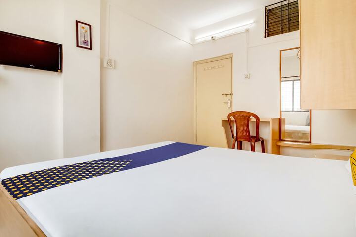 Room 14 of 26