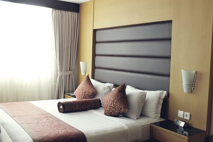 Room 8 of 57
