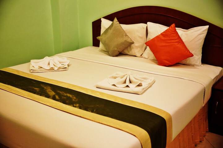 Room 21 of 72