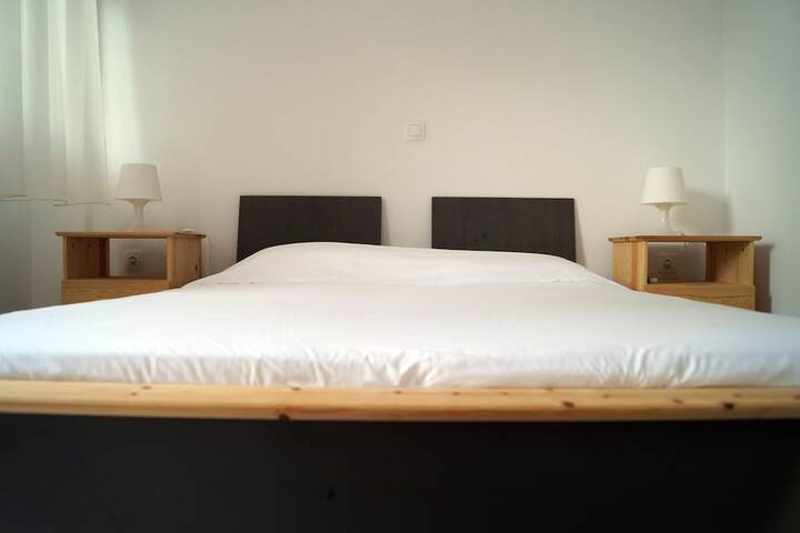 Room 7 of 13
