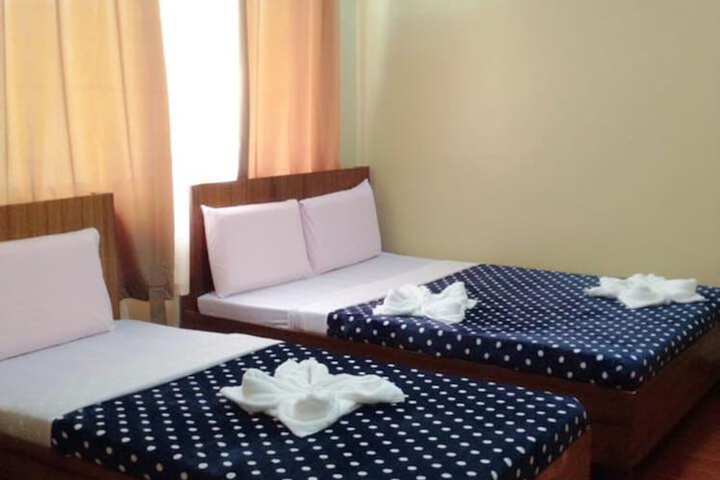 Room 5 of 25