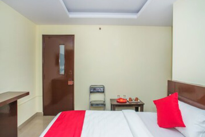 Room 17 of 30