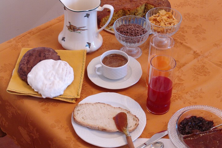 Breakfast/Coffee Service 24 of 24