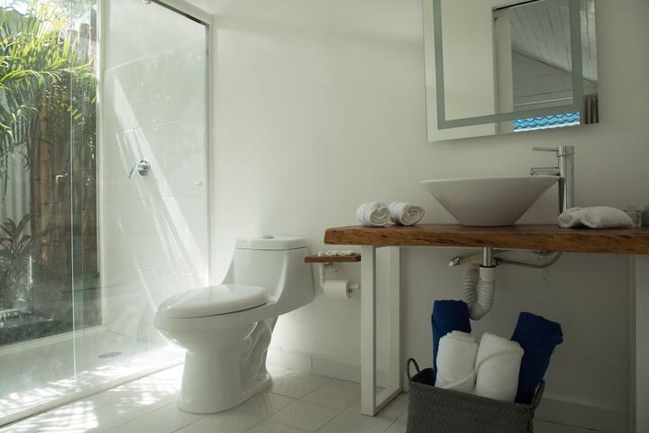 Room 15 of 22