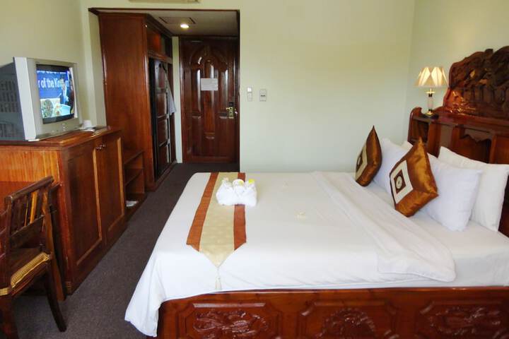 Room 10 of 45