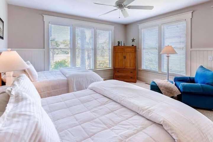 Room 2 of 13