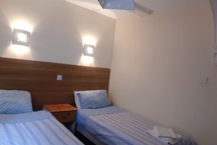 Room 74 of 105