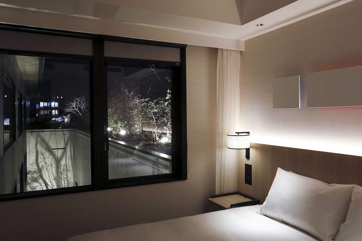 Room 78 of 160