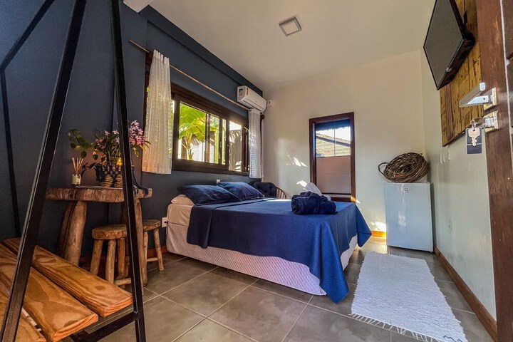 Room 21 of 50