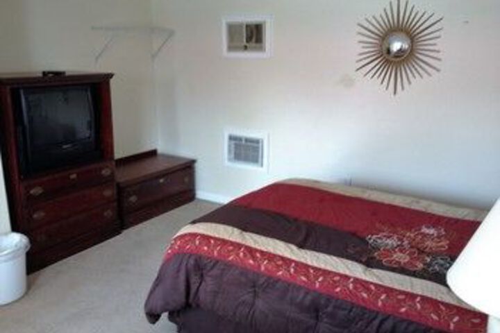Room 18 of 47