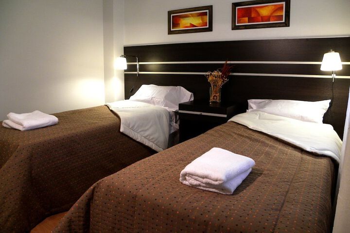 Room 2 of 21