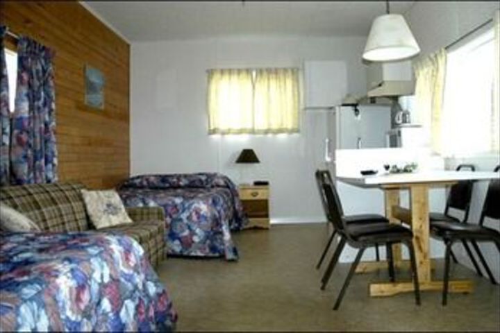 Room 15 of 17