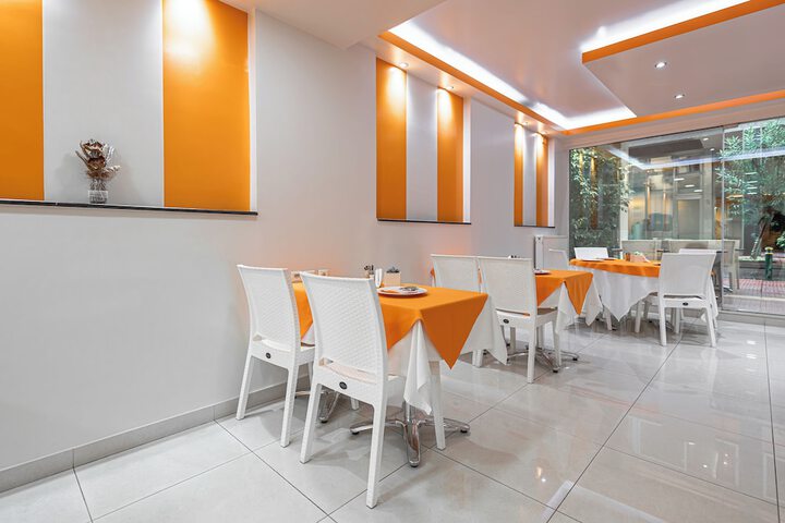 Dining 63 of 75