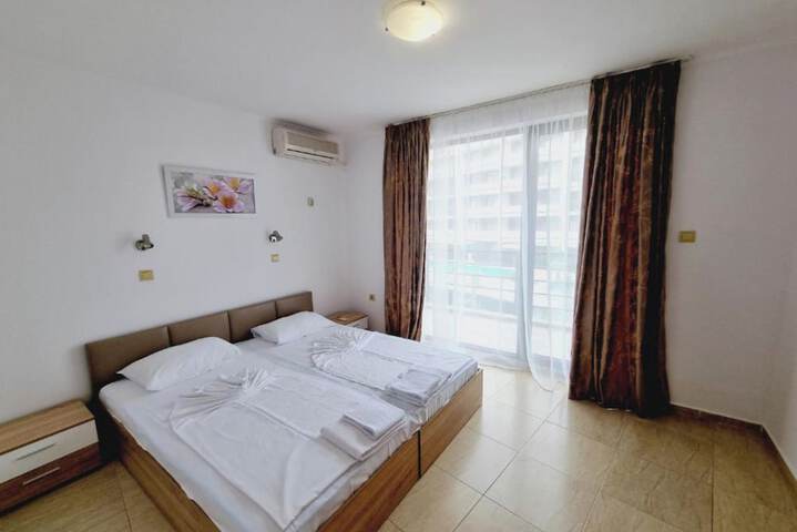 Room 10 of 137