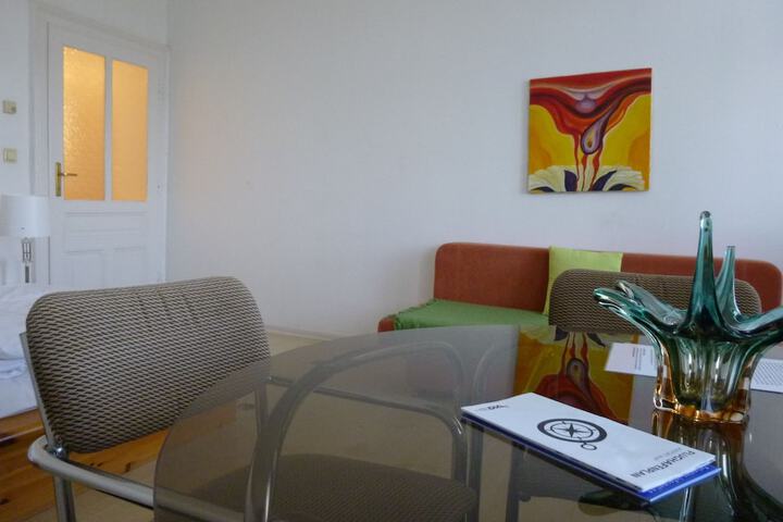 Room 66 of 108