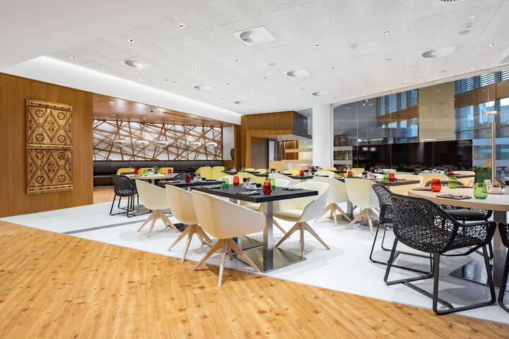 Dining 80 of 128