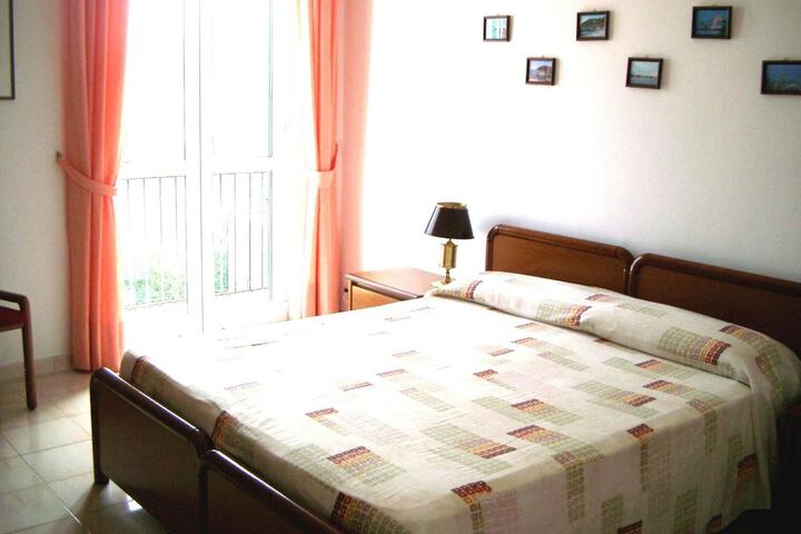 Room 17 of 61
