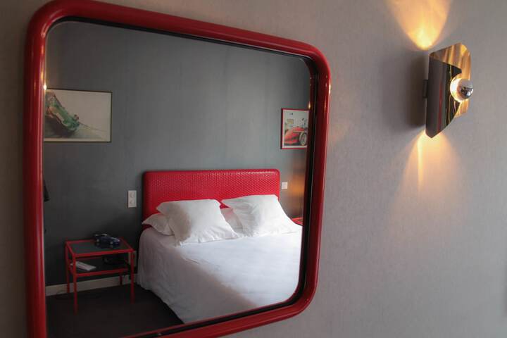 Room 6 of 58
