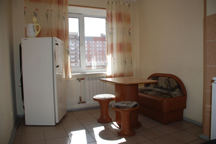 Room 4 of 35