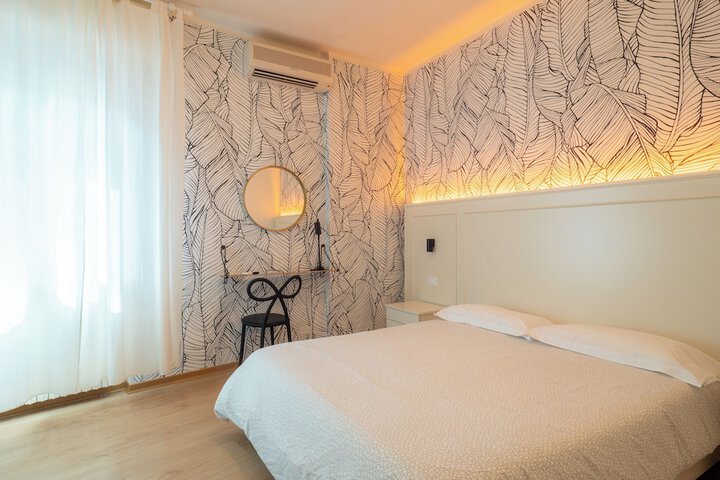 Room 57 of 241