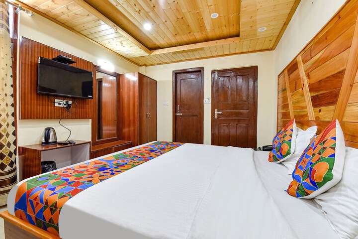 Room 15 of 29