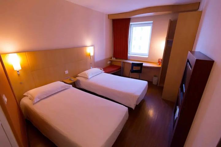 guest_rooms