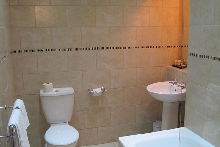 Clean Restrooms