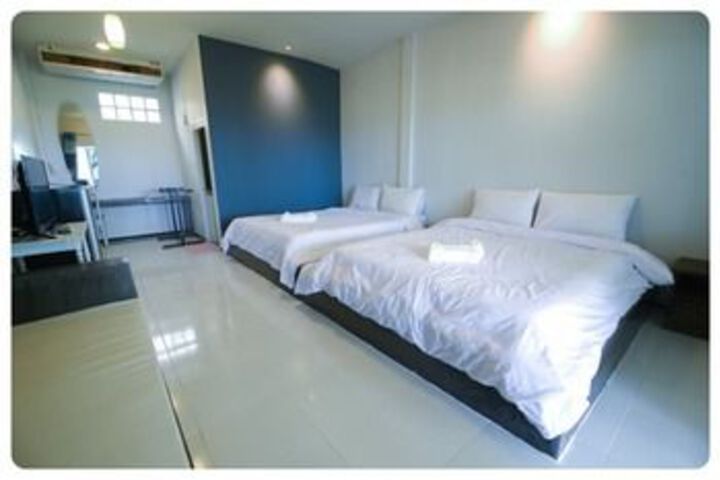 Room 11 of 29