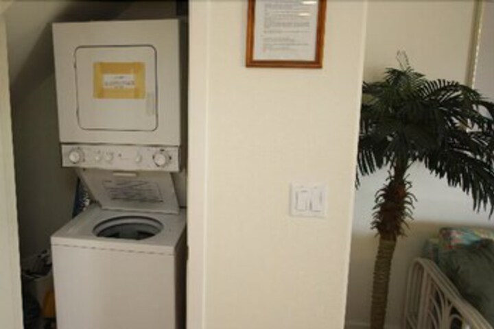 Room 16 of 31