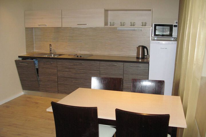 Room 3 of 47