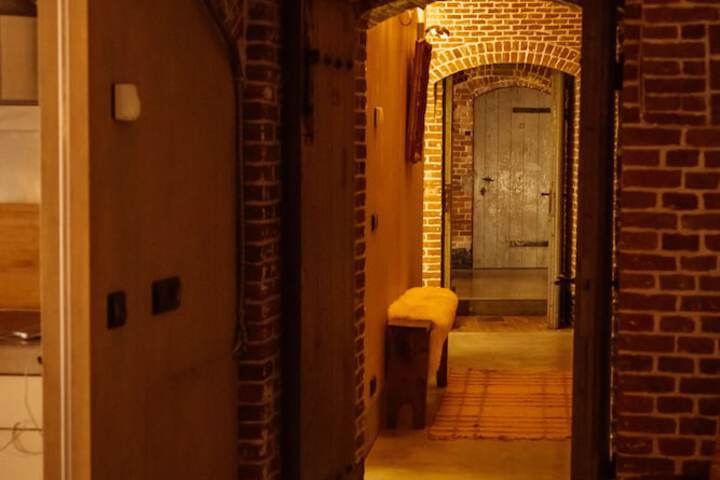Room 62 of 120