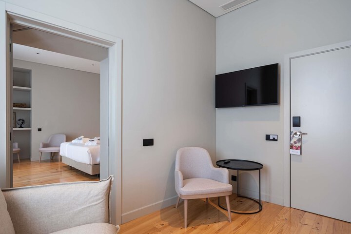 Room 31 of 105