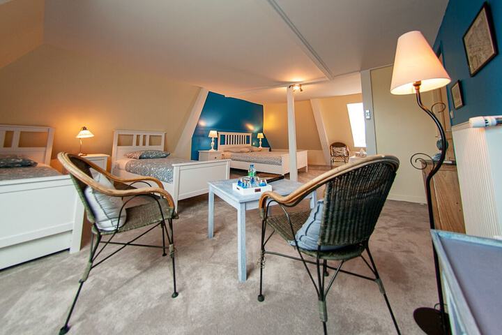 Room 11 of 54