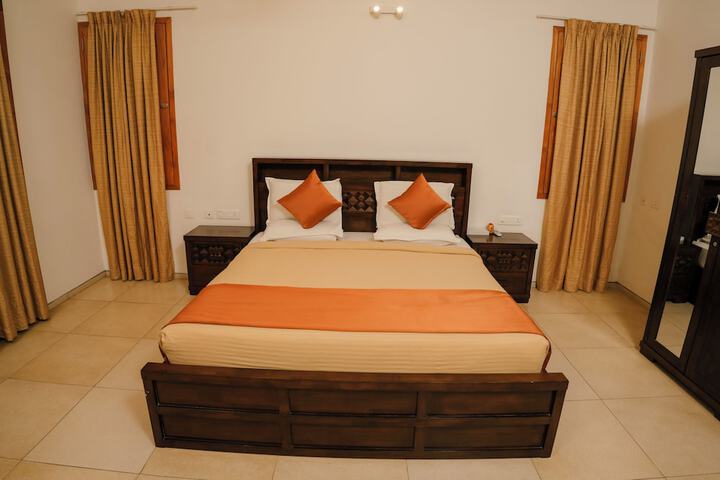 Room 44 of 147