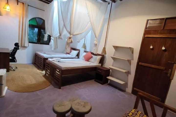 Room 20 of 80
