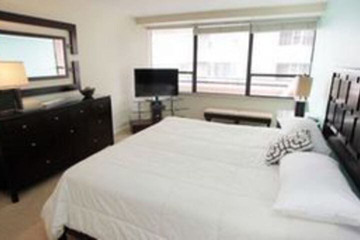 Room 50 of 171
