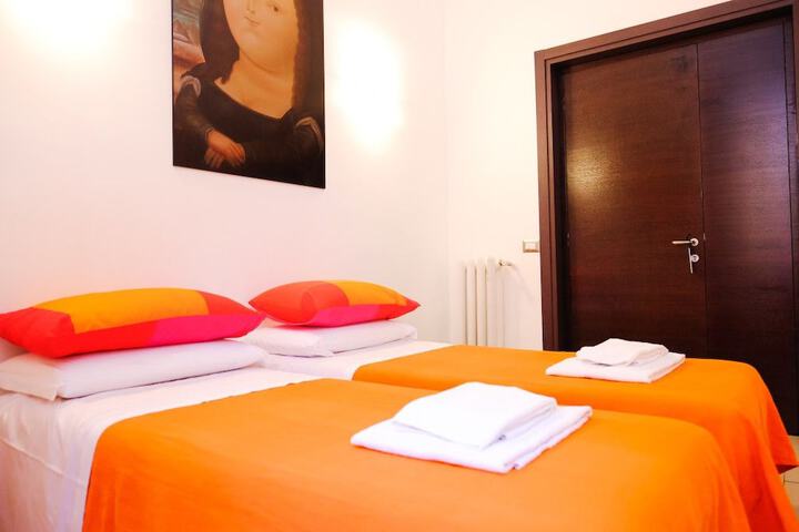 Room 6 of 29