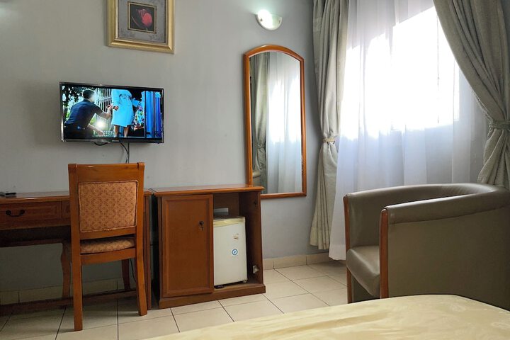 Room 16 of 51