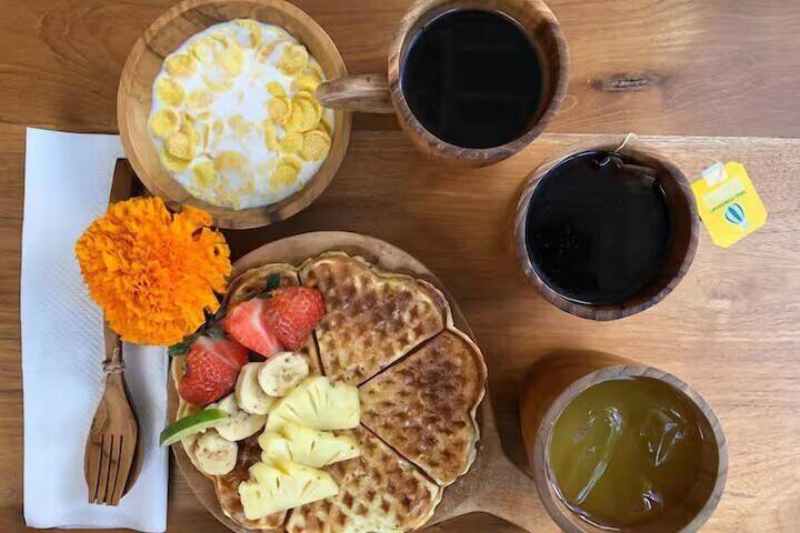 Breakfast/Coffee Service 56 of 73